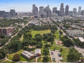 3105  San Jacinto Street  208, Dallas Texas 75204