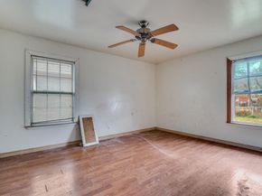 7812  Bruton Road , Dallas Texas 75217