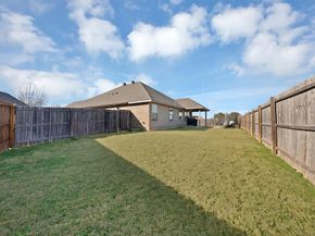 10329  Kingspoint Boulevard , Fort Worth Texas 76140