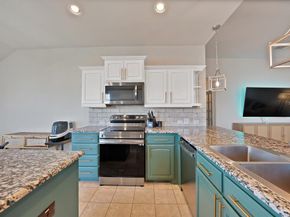 10329  Kingspoint Boulevard , Fort Worth Texas 76140