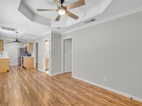 925  Brighton Avenue , Dallas Texas 75208