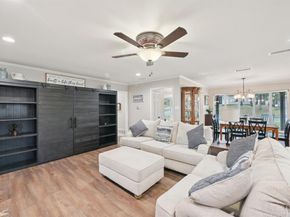 17  Lincolnshire Circle , Bedford Texas 76021