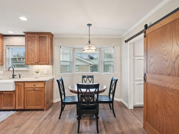 17  Lincolnshire Circle , Bedford Texas 76021