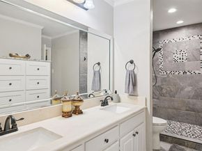 17  Lincolnshire Circle , Bedford Texas 76021