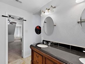 277  Creekwood Drive , Lancaster Texas 75146