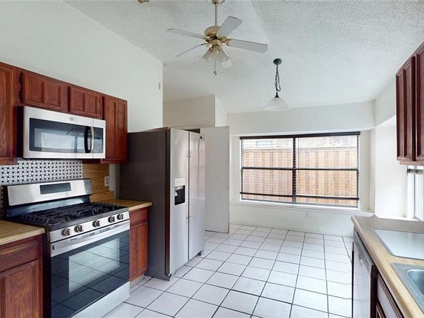 613  Fieldwood Drive , Mesquite Texas 75150