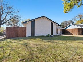 802  Greenbriar Drive , Garland Texas 75043