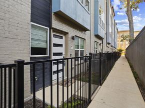 4914  Live Oak Street  7, Dallas Texas 75206