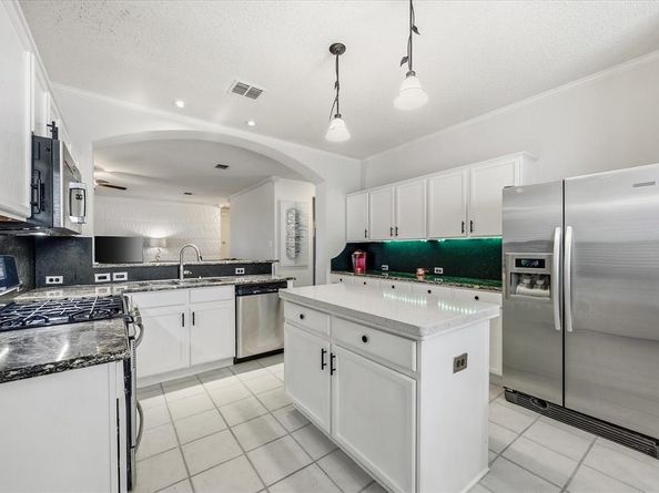 2860  Wild Oak Lane , Rockwall Texas 75032