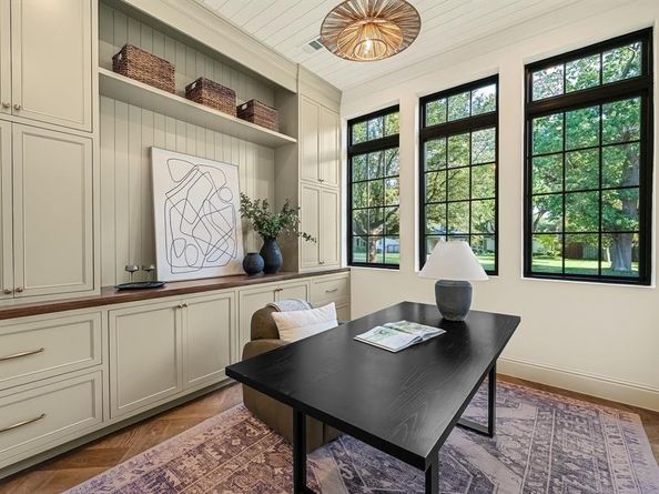 6847  Lakeshore Drive , Dallas Texas 75214