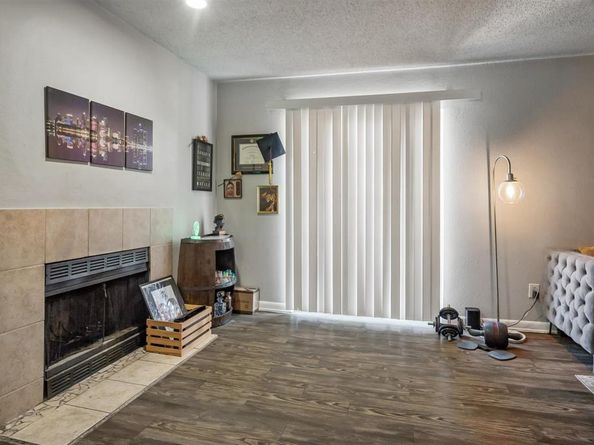 4502  Gaston Avenue  320, Dallas Texas 75246