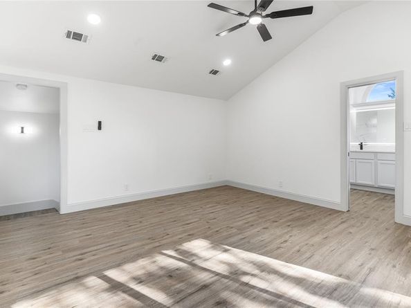 2018  Canterbury Street , Irving Texas 75062