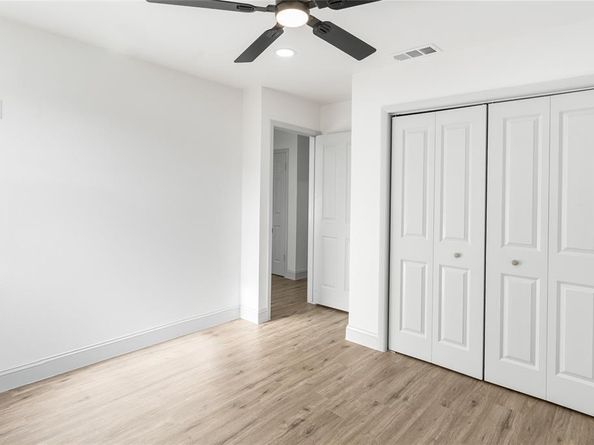 2018  Canterbury Street , Irving Texas 75062