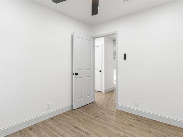 2018  Canterbury Street , Irving Texas 75062