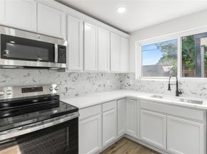 2018  Canterbury Street , Irving Texas 75062