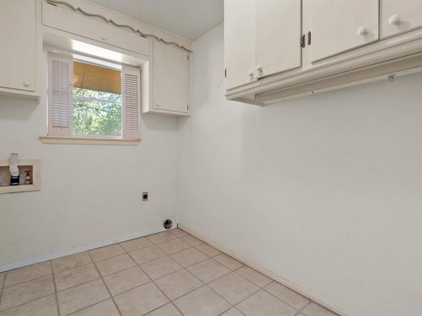 5813  Biscayne Court , Haltom City Texas 76117