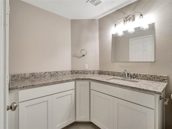 5325  Bent Tree Forest Drive  1104, Dallas Texas 75248