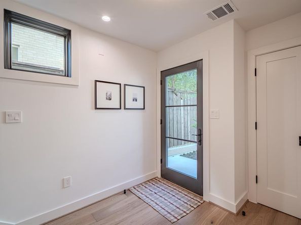 4128  University Boulevard  4, University Park Texas 75205
