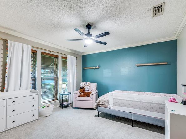 4111  Three Oaks Drive , Arlington Texas 76016
