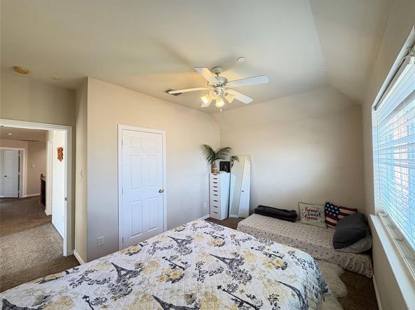 401 E Poplar Lane , Irving Texas 75063