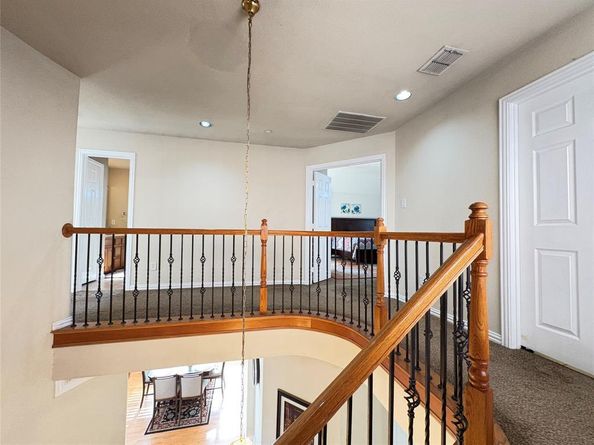 401 E Poplar Lane , Irving Texas 75063