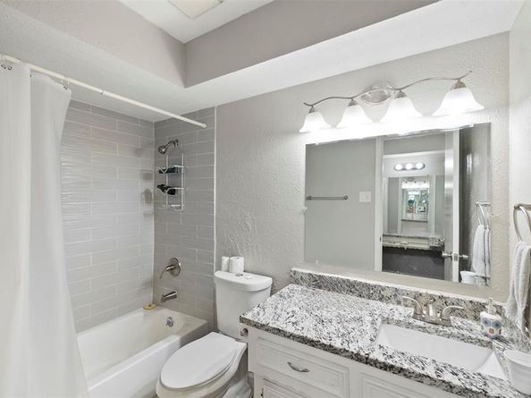710  Waynelee Drive , Lancaster Texas 75146