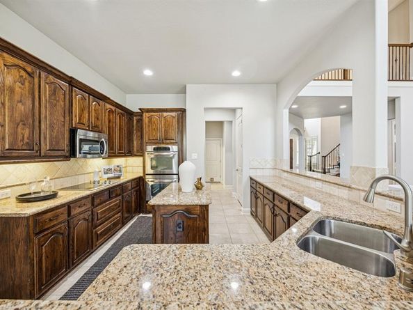 4828  Sangers Court , Fort Worth Texas 76244