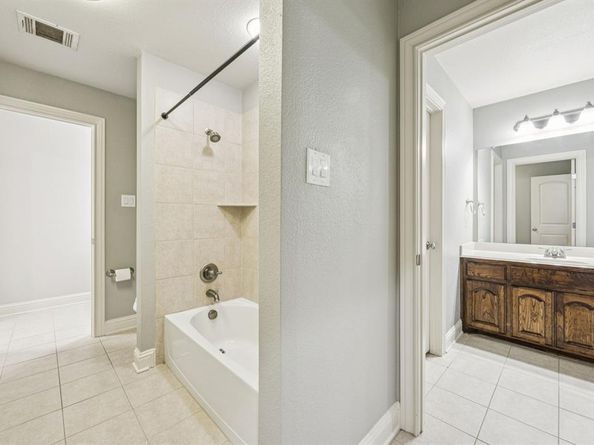 4828  Sangers Court , Fort Worth Texas 76244