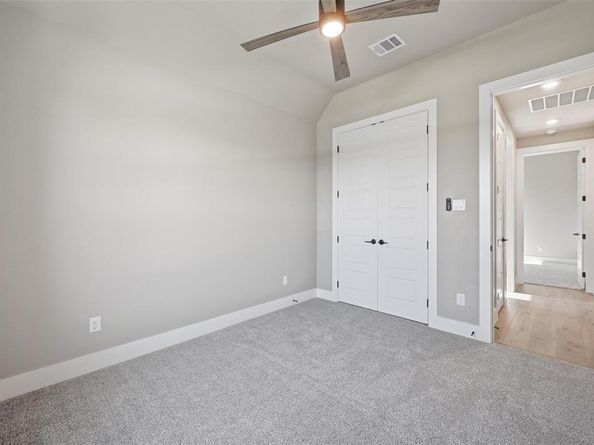 474  Creekside  , Haslet Texas 76052