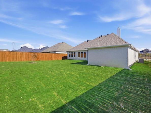 474  Creekside  , Haslet Texas 76052