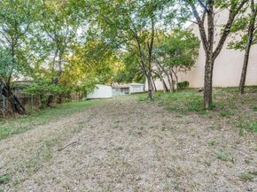 408 W Montana Avenue , Dallas Texas 75224