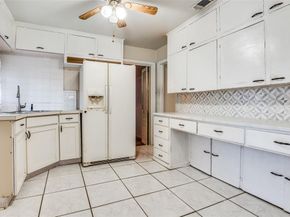 408 W Montana Avenue , Dallas Texas 75224