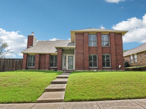 3801  Silver Maple Drive , Carrollton Texas 75007