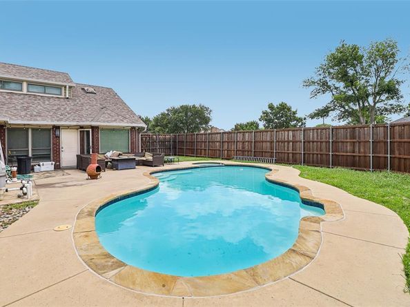 3801  Silver Maple Drive , Carrollton Texas 75007