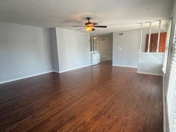 8133  Cavalier Circle , Dallas Texas 75227