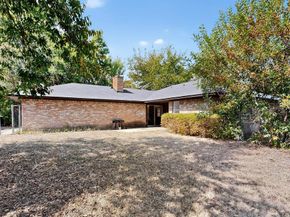 702  Rea Avenue , Lancaster Texas 75146