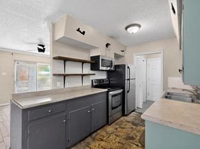 702  Rea Avenue , Lancaster Texas 75146