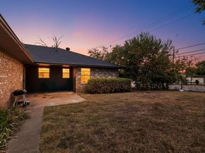 702  Rea Avenue , Lancaster Texas 75146