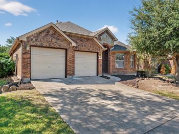 549  Hickory Lane 