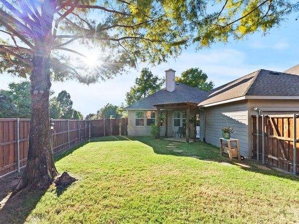 2010  Ashbourne Drive , Rockwall Texas 75087