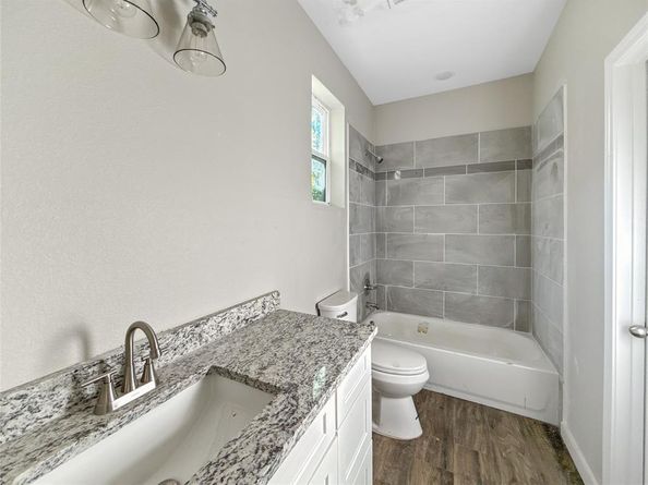 1228  Bessie Street , Fort Worth Texas 76104