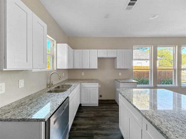 1228  Bessie Street , Fort Worth Texas 76104