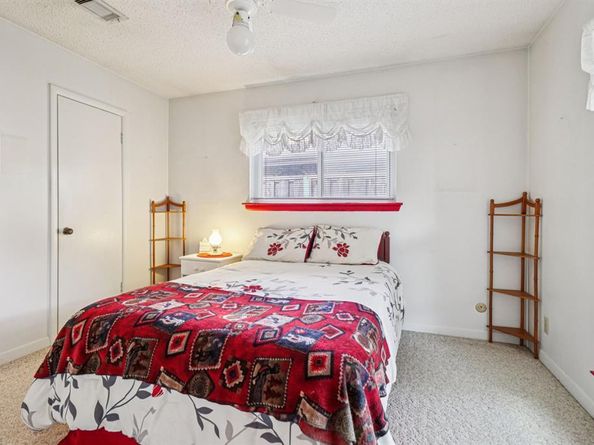 2105  Briarwood Boulevard , Arlington Texas 76013