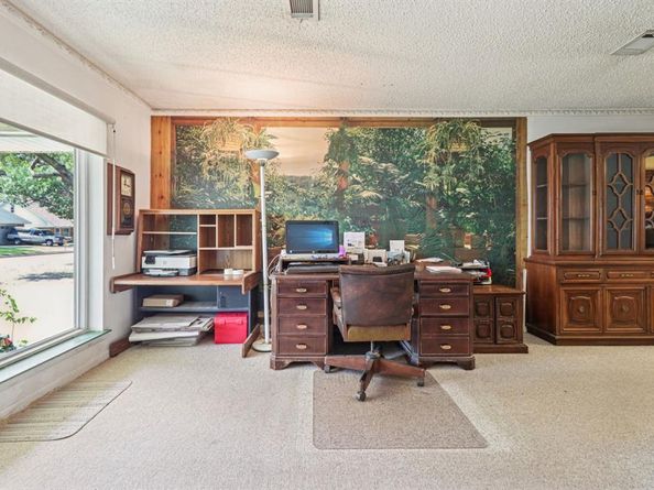 2105  Briarwood Boulevard , Arlington Texas 76013