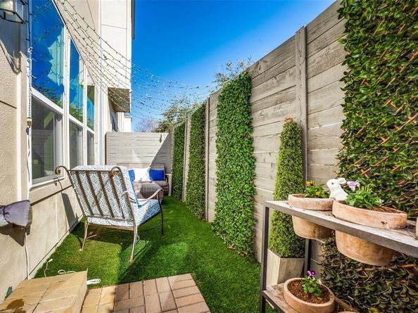 7860  Minglewood Lane , Dallas Texas 75231