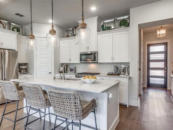 7860  Minglewood Lane , Dallas Texas 75231
