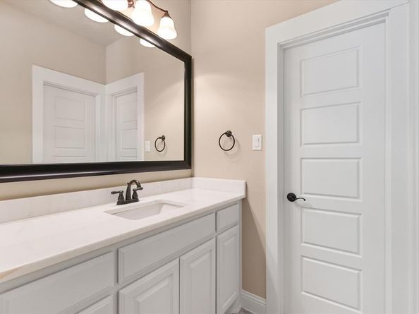 2112  Carleton Avenue , Fort Worth Texas 76107
