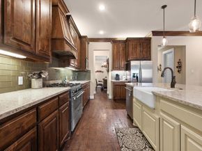 2112  Carleton Avenue , Fort Worth Texas 76107