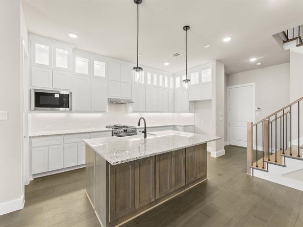 1840  Wittington Place , Farmers Branch Texas 75234