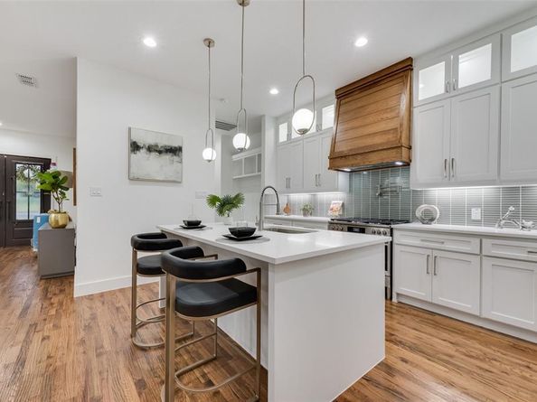1234  Flanders Street , Dallas Texas 75208